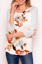 Load image into Gallery viewer, Floral Stripes 3/4 Sleeve Blouse