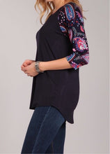 Load image into Gallery viewer, Paisley 3/4 Sleeve Comfortable Top